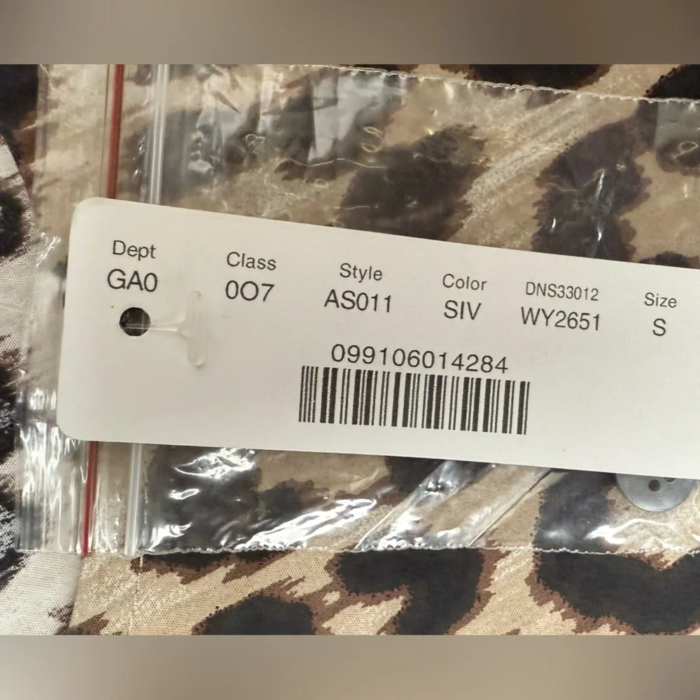 J. Crew Women's Leopard Print Long Ruffle Puff Sleeves Blouse Relaxed Fit NWT - Picture 8 of 9